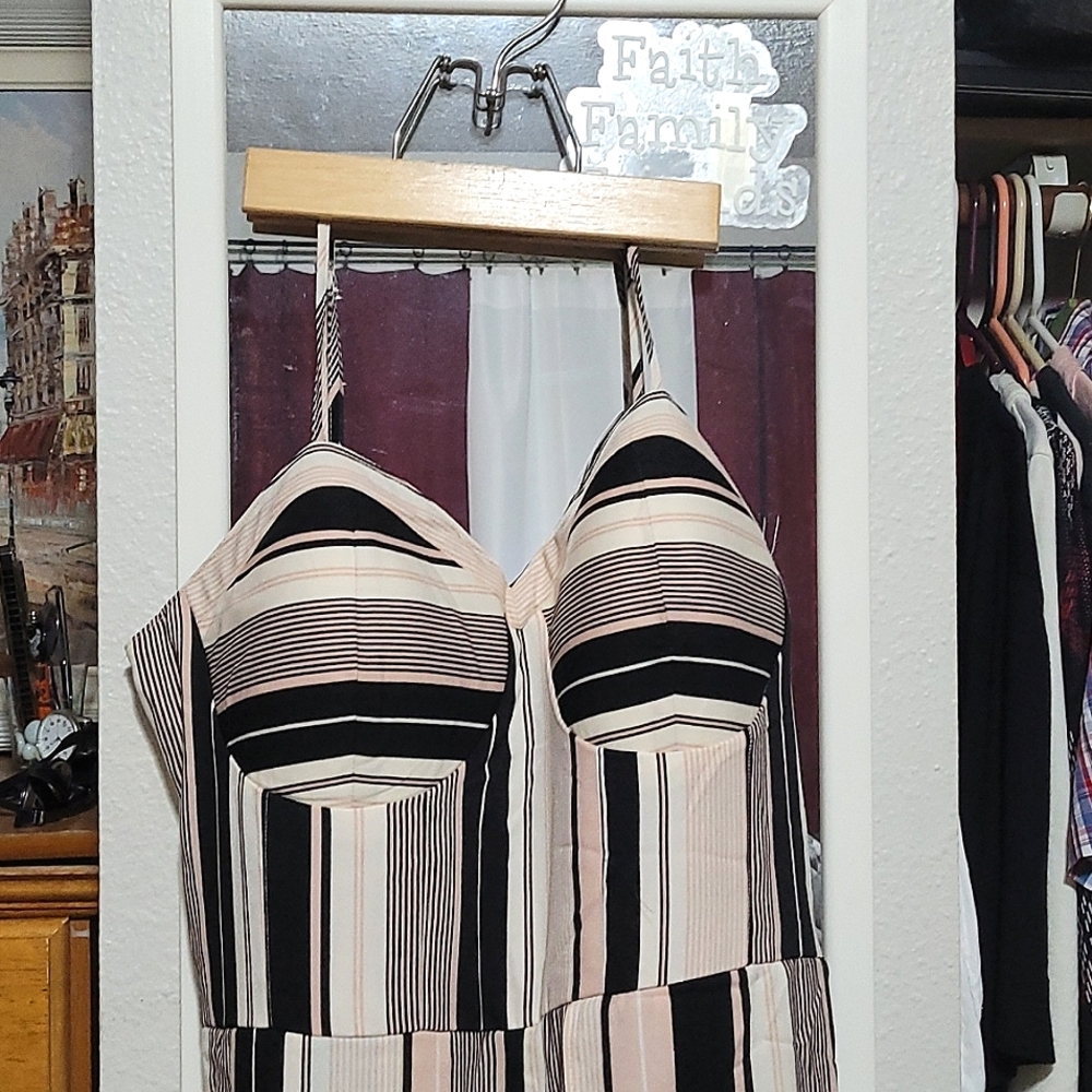 Pant suit with tails